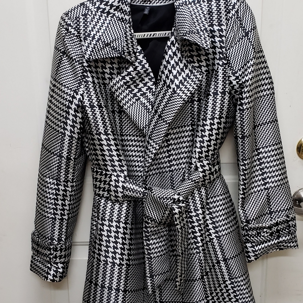 White House Black Market Black and White Coat